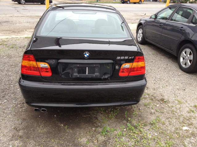 2003 BMW 3-Series 2WD 4dr Heat