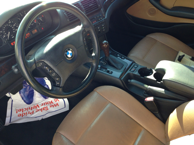 2003 BMW 3-Series STX XL XLT FX2 Lariat