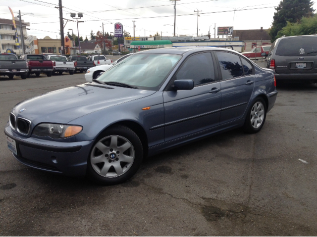 2003 BMW 3-Series STX XL XLT FX2 Lariat