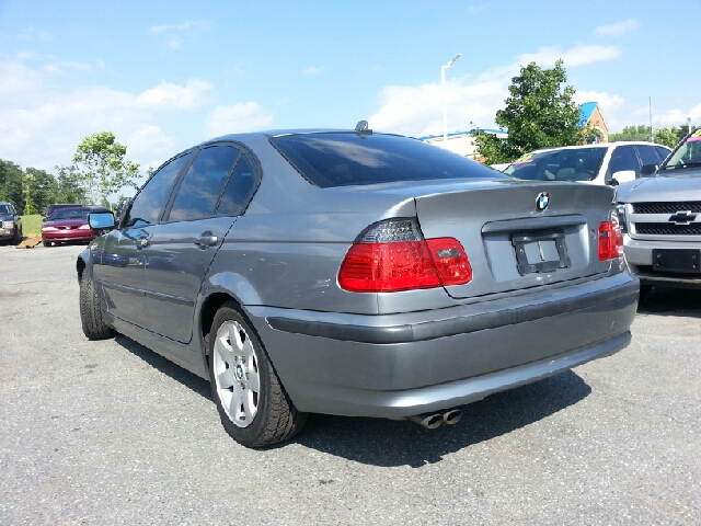 2004 BMW 3-Series STX XL XLT FX2 Lariat