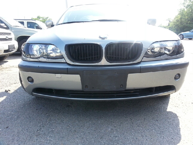 2004 BMW 3-Series STX XL XLT FX2 Lariat