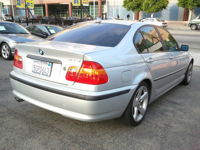 2004 BMW 3-Series STX XL XLT FX2 Lariat