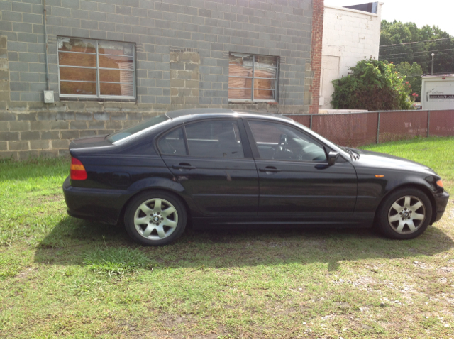 2004 BMW 3-Series STX XL XLT FX2 Lariat