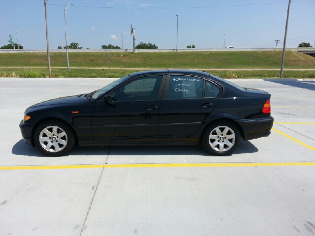 2004 BMW 3-Series STX XL XLT FX2 Lariat