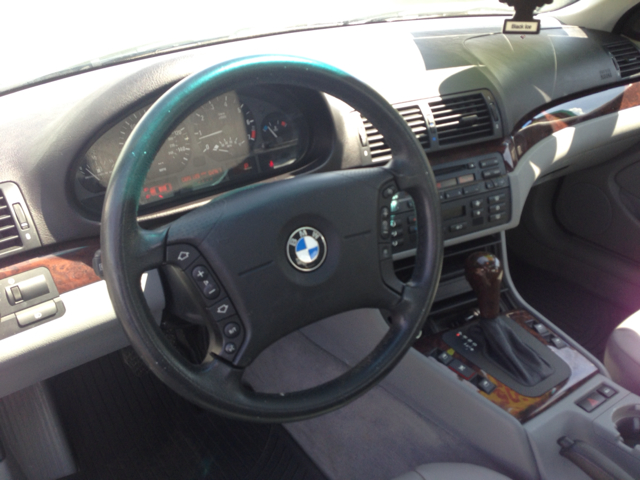 2005 BMW 3-Series STX XL XLT FX2 Lariat