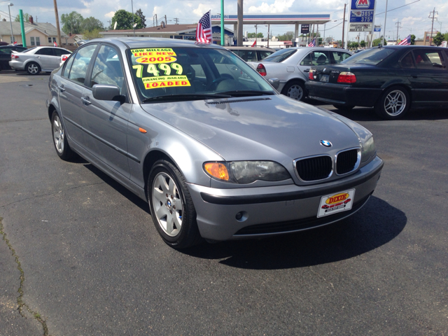 2005 BMW 3-Series STX XL XLT FX2 Lariat