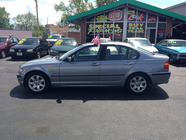 2005 BMW 3-Series STX XL XLT FX2 Lariat