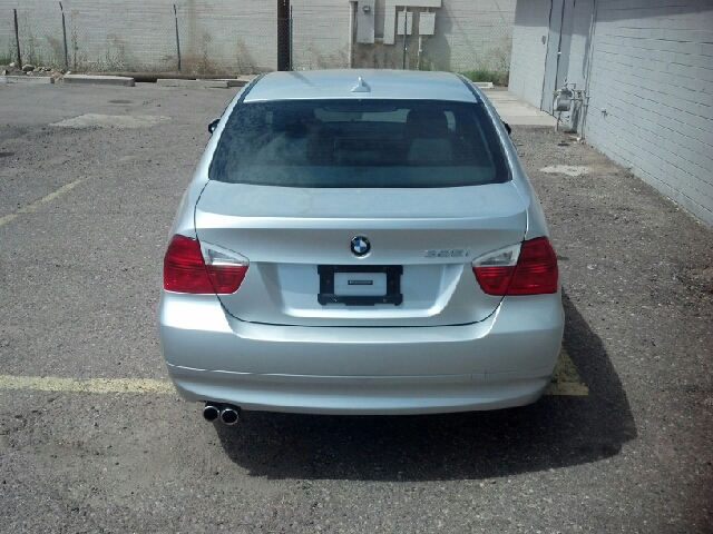 2006 BMW 3-Series STX XL XLT FX2 Lariat