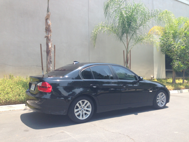 2007 BMW 3-Series SE Automatic 4X4 Beutiful