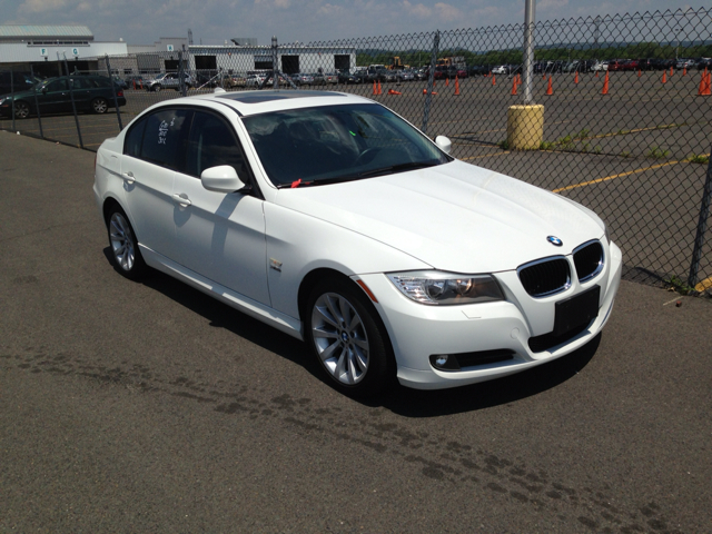 2010 BMW 3-Series EXT WB W/1sb PKG