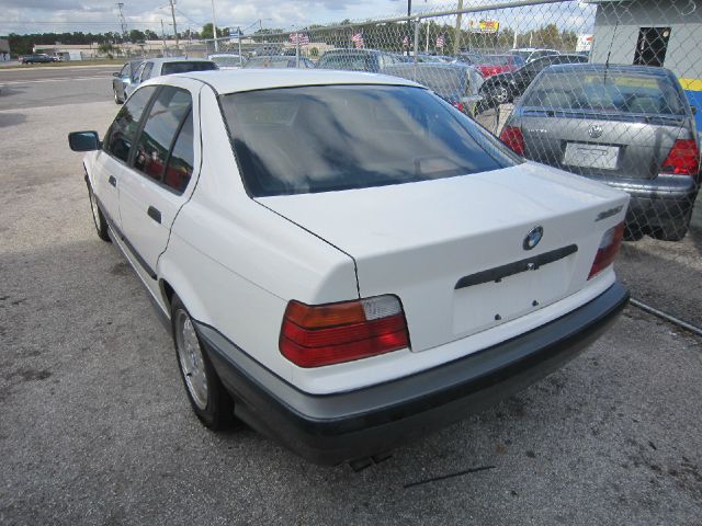 1992 BMW 3 series Chief