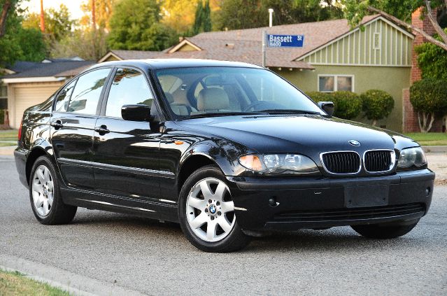 2002 BMW 3 series 323i 4dr Sdn Sedan