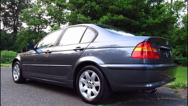 2003 BMW 3 series 323i 4dr Sdn Sedan