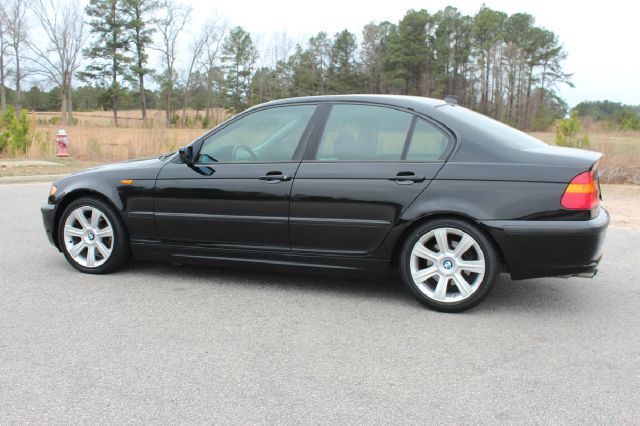 2003 BMW 3 series 3.0 Quattro 6 Speed W/ Leather