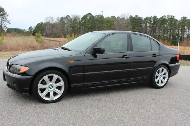 2003 BMW 3 series 3.0 Quattro 6 Speed W/ Leather