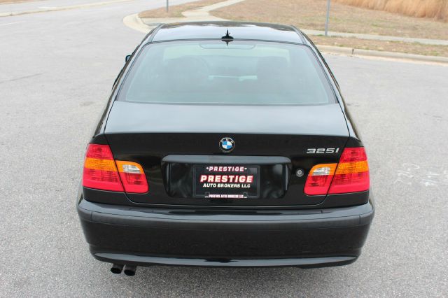 2003 BMW 3 series 3.0 Quattro 6 Speed W/ Leather