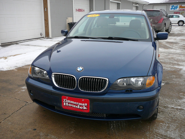 2003 BMW 3 series 4WD 4dr Heat