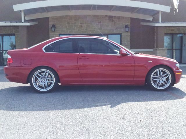 2004 BMW 3 series Lariat 4x4 (gladbrook)