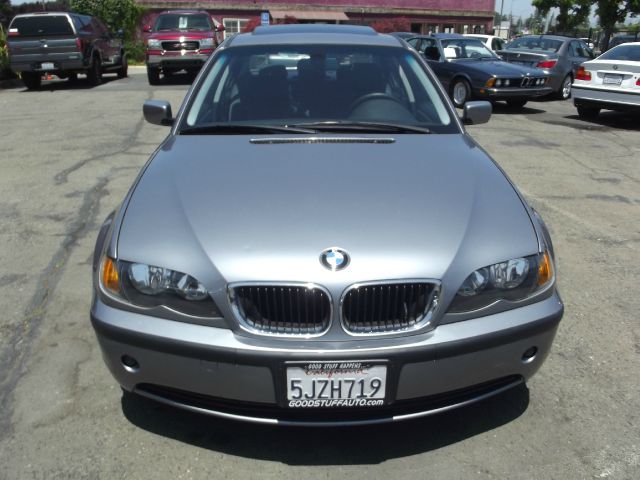 2004 BMW 3 series LS Flex Fuel 4x4 This Is One Of Our Best Bargains