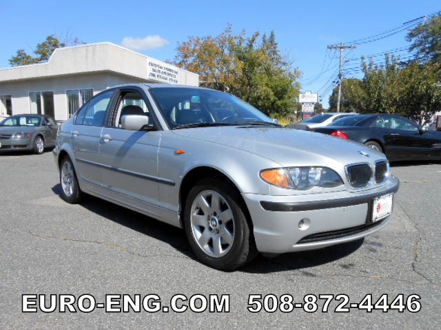 2004 BMW 3 series 2WD 4dr Heat