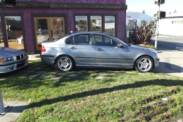 2004 BMW 3 series STX XL XLT FX2 Lariat