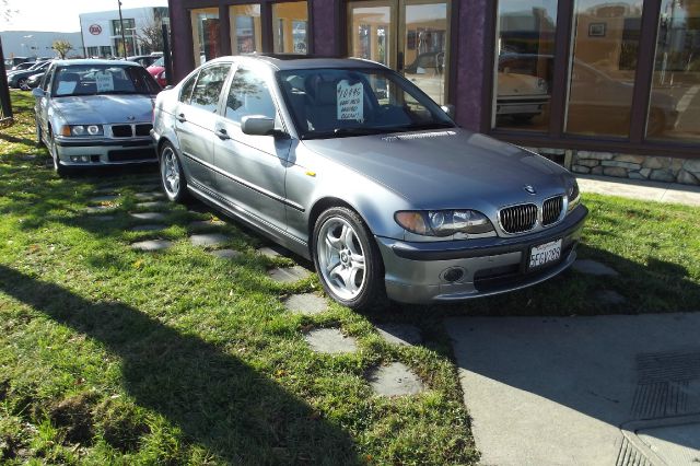 2004 BMW 3 series STX XL XLT FX2 Lariat