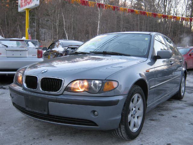 2004 BMW 3 series 2WD 4dr Heat