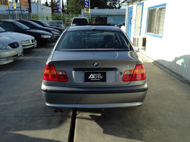 2004 BMW 3 series LS Flex Fuel 4x4 This Is One Of Our Best Bargains