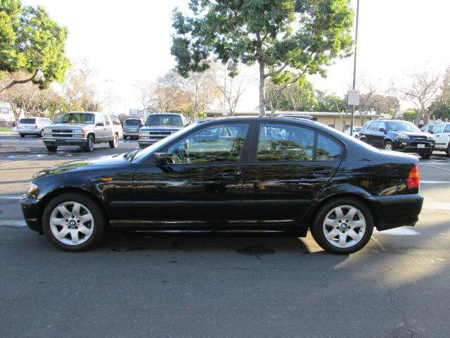 2004 BMW 3 series STX XL XLT FX2 Lariat