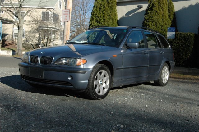 2005 BMW 3 series 323i 4dr Sdn Sedan