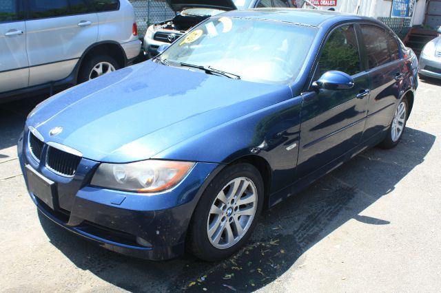 2006 BMW 3 series T6 AWD Leather Moonroof Navigation