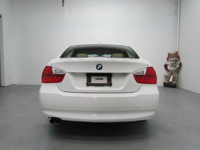 2006 BMW 3 series 4dr 2.9L Twin Turbo AWD W/3rd Row