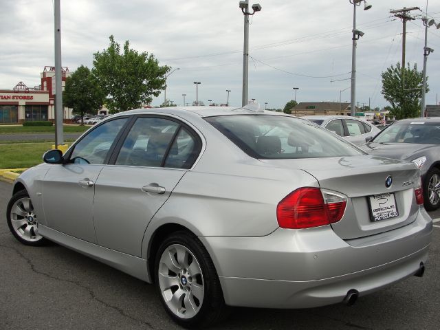 2007 BMW 3 series FWD 4dr Touring SUV