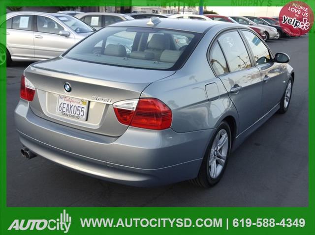 2008 BMW 3 series 29