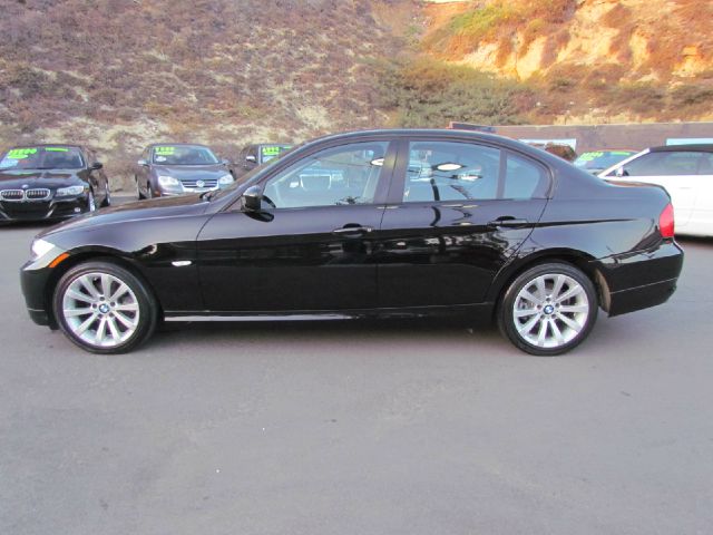 2011 BMW 3 series SE Automatic 4X4 Beutiful