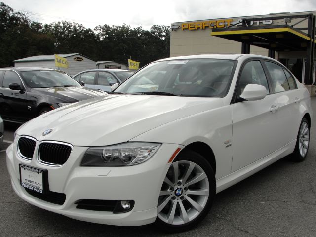 2011 BMW 3 series EXT WB W/1sb PKG