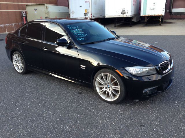 2011 BMW 3 series Tier