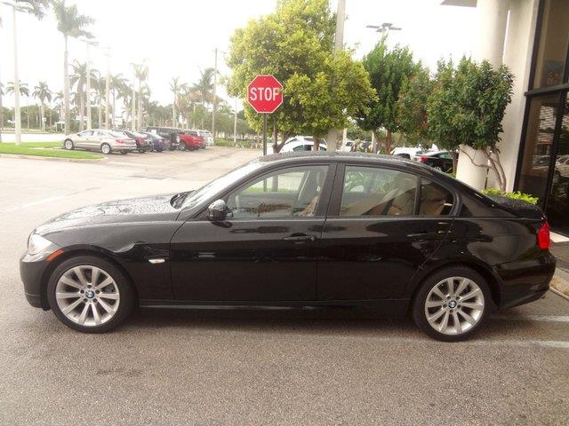 2011 BMW 3 series Leather ROOF