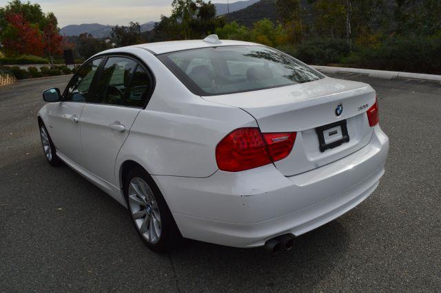 2011 BMW 3 series SE Automatic 4X4 Beutiful