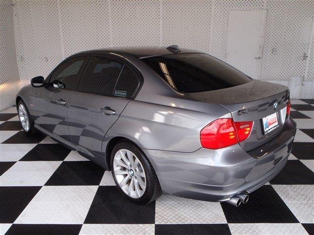 2011 BMW 3 series SE Automatic 4X4 Beutiful