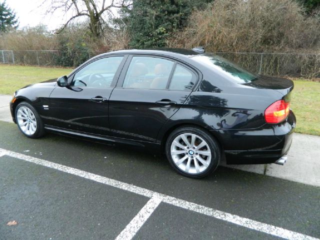 2011 BMW 3 series EXT WB W/1sb PKG