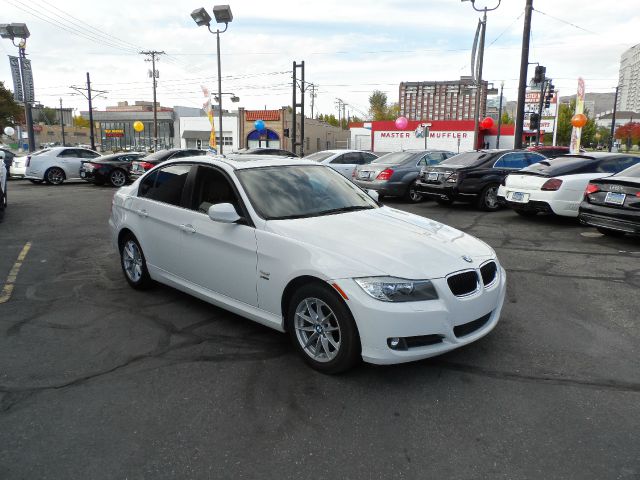 2011 BMW 3 series EXT WB W/1sb PKG