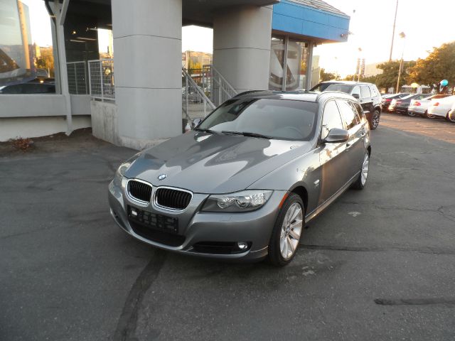 2011 BMW 3 series EXT WB W/1sb PKG