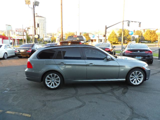 2011 BMW 3 series EXT WB W/1sb PKG