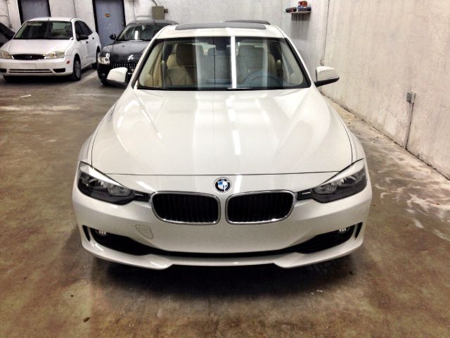 2013 BMW 3 series Base Sport +