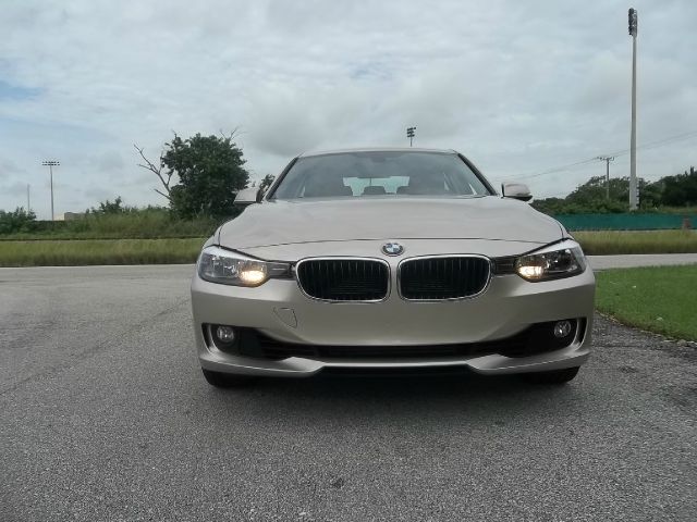 2013 BMW 3 series Base Sport +