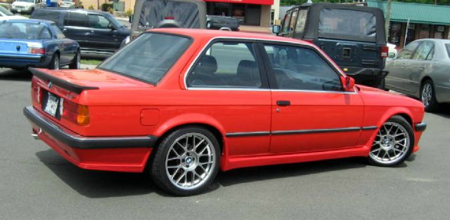 1984 BMW 3 series 4dr Sdn V6 Auto