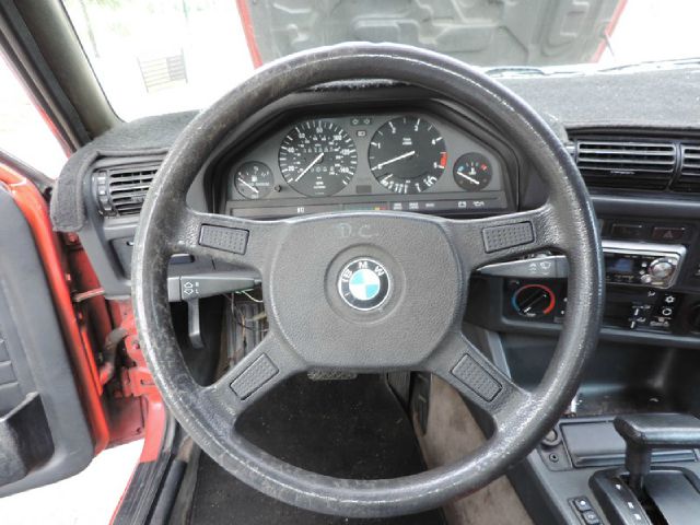 1987 BMW 3 series Ext. Cab Short Bed 2WD Manual