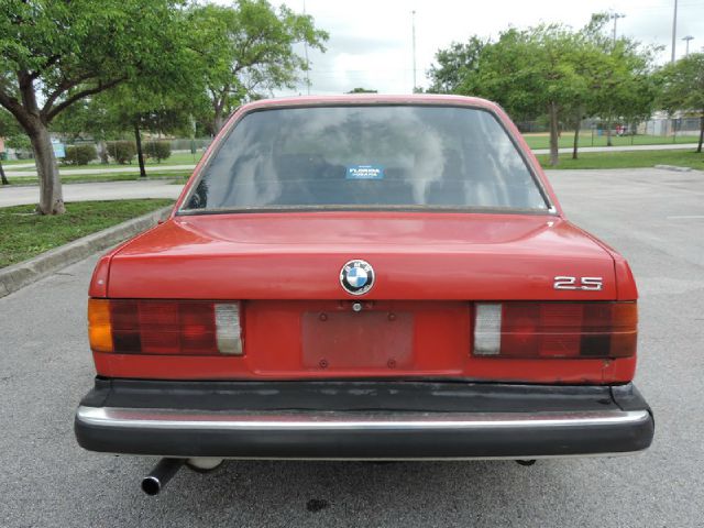 1987 BMW 3 series Ext. Cab Short Bed 2WD Manual