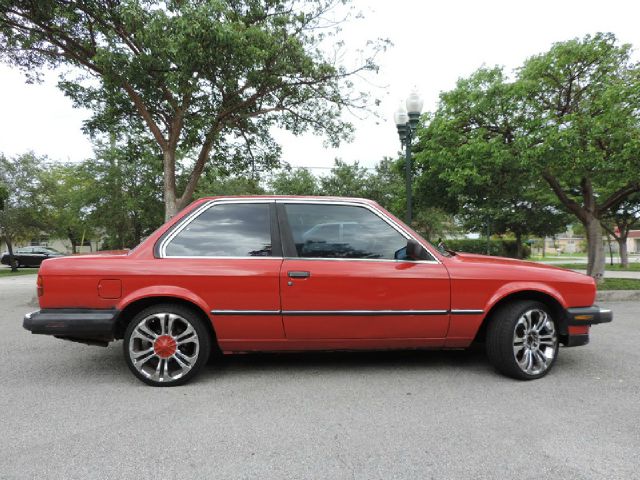 1987 BMW 3 series Ext. Cab Short Bed 2WD Manual